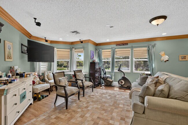 Building Photo - 23201 Boca Club Colony Cir