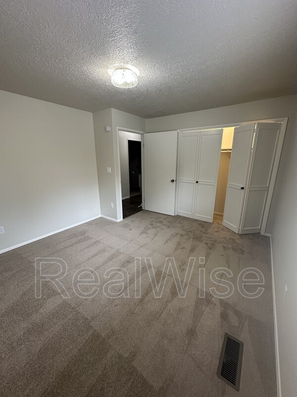 Building Photo - 7730 SW Eaker Pl