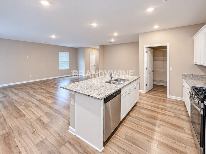 Building Photo - 628 Friesland Dr