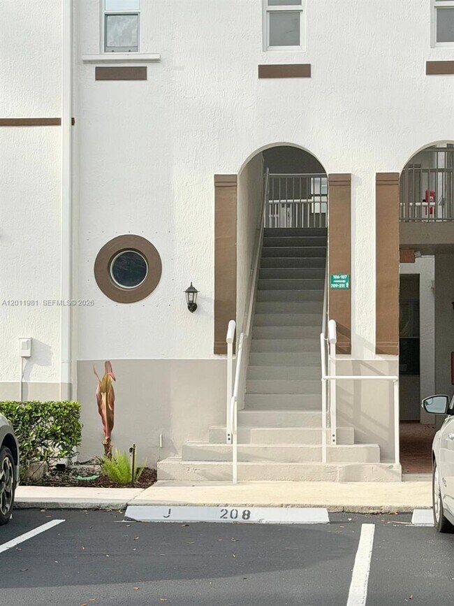 Building Photo - 4435 SW 160th Ave