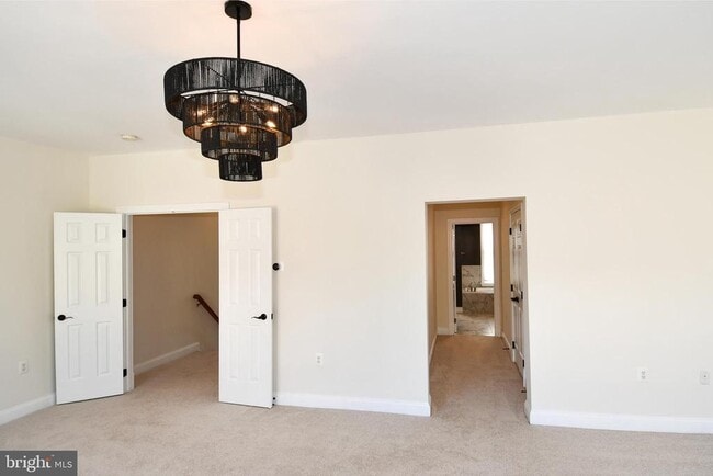 Building Photo - 301 Hillwood Ave