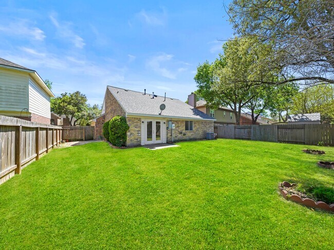 Building Photo - 21214 Park Willow Dr