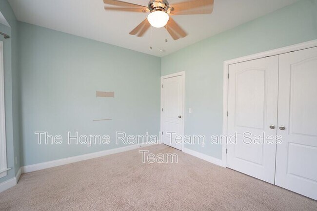 Building Photo - 117 Laguna Wy