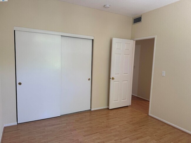 Building Photo - 7815 Canyon Meadows Cir