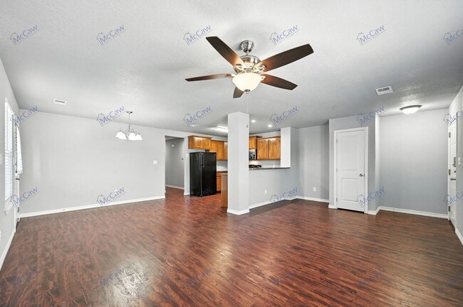 Building Photo - 709 W Madison St