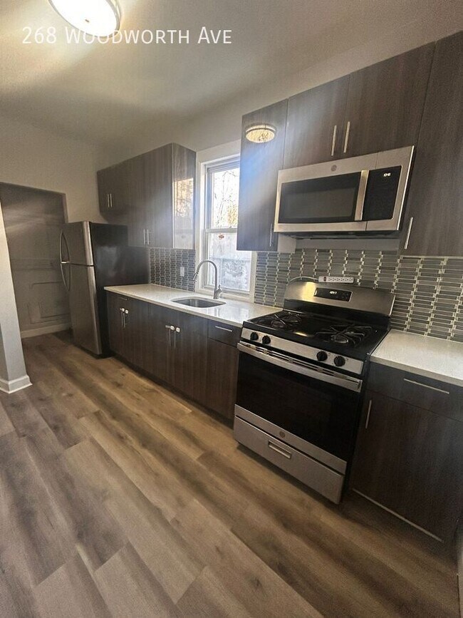 Building Photo - 268 Woodworth Ave