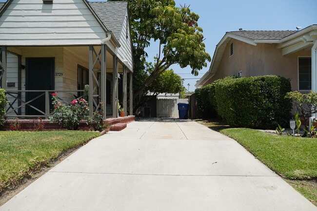 Building Photo - 3729 Boyce Ave