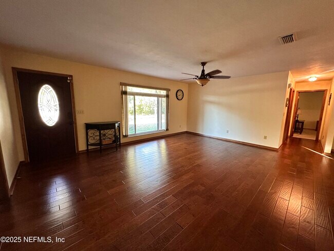 Building Photo - 746 SE 52nd St