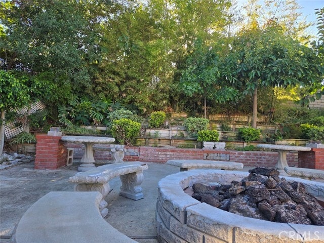 Building Photo - 2125 Camino La Vista