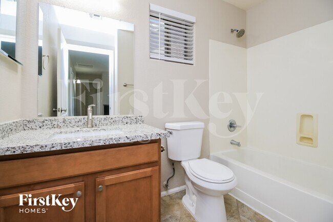 Building Photo - 29110 N Rosewood Dr