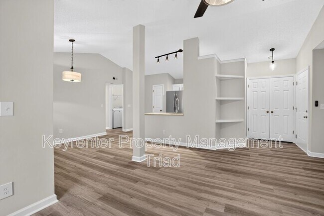 Building Photo - 3638 Morris Farm Dr