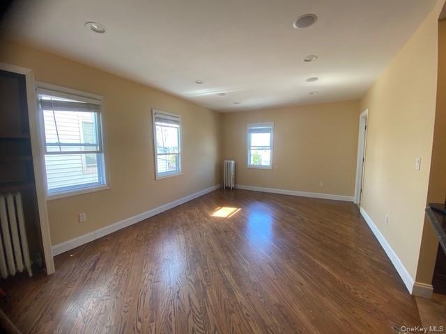 Building Photo - 347 W Market St