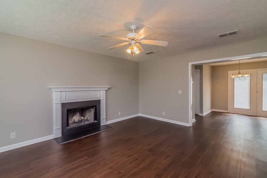 Building Photo - 2115 Cason Trail