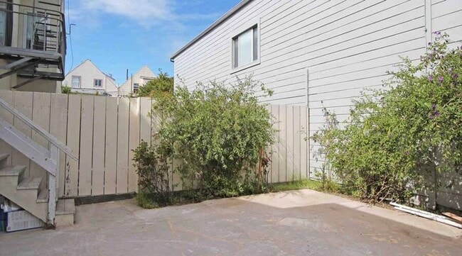 Building Photo - 103 Park St