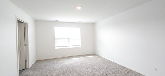 Building Photo - 10438 Morse Pl