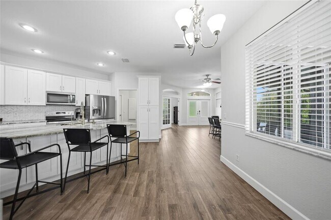 Building Photo - 2880 Vogler Ln