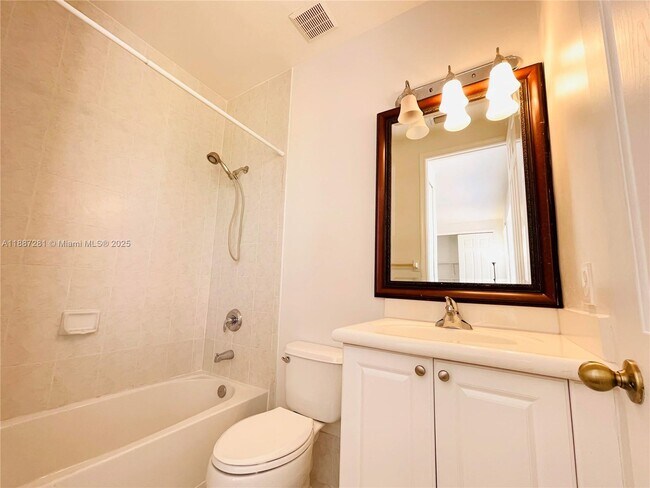 Building Photo - 7636 SW 193rd Ln
