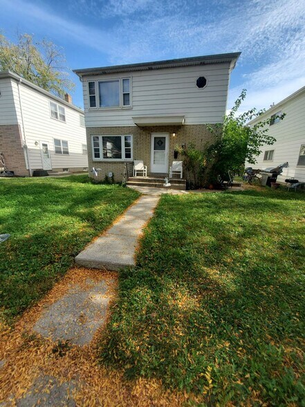 Primary Photo - 622 S 68th St