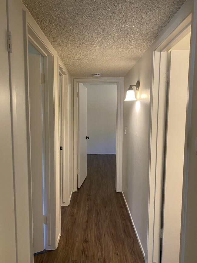 Building Photo - 3016 Delta Ave