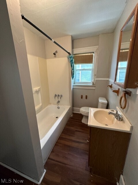 Building Photo - 905 W Exchange St