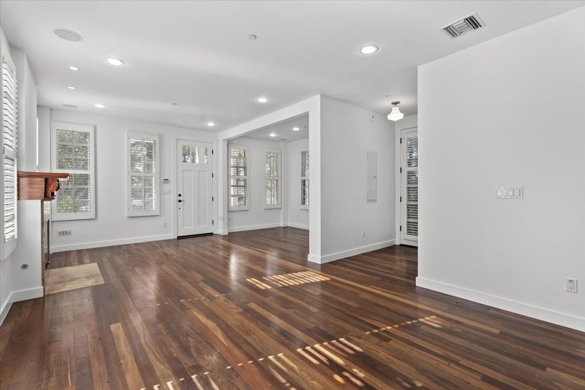 Building Photo - 1229 22nd St