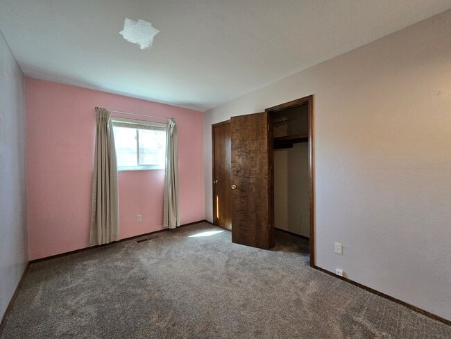 Building Photo - 506 Ridgecrest Ave