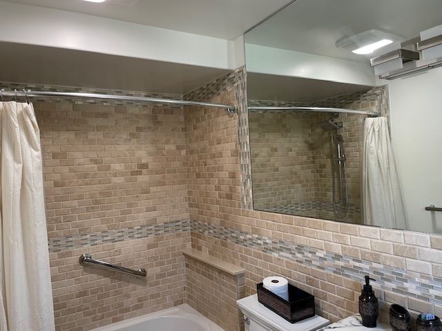 Master Bathroom - 2851 Casitas Ave