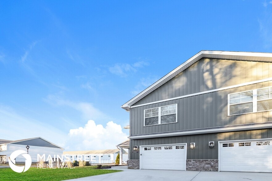 Building Photo - 2067 Paddle Wheel Dr