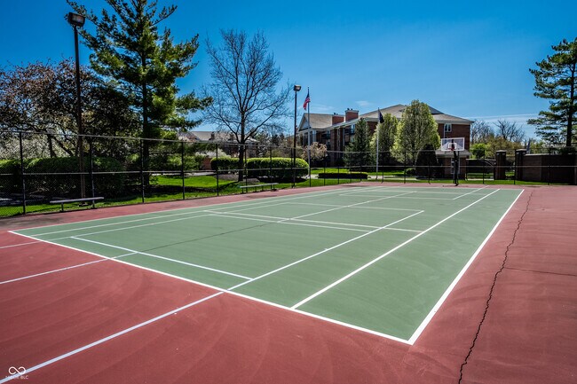 Building Photo - 8651 Jaffa Ct Dr E