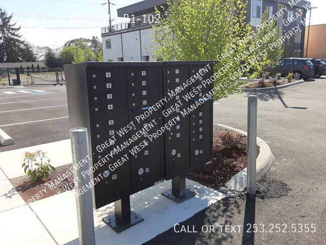 Building Photo - 9730 59th Ave SW