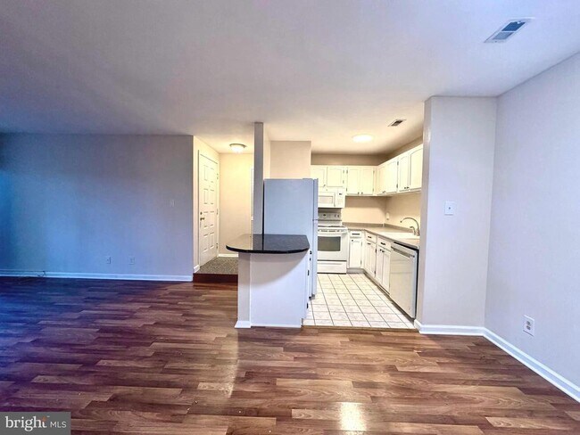 Building Photo - 18237 Swiss Cir