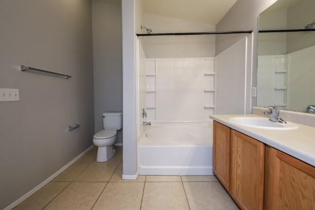 Building Photo - 6807 W Quailwood Way