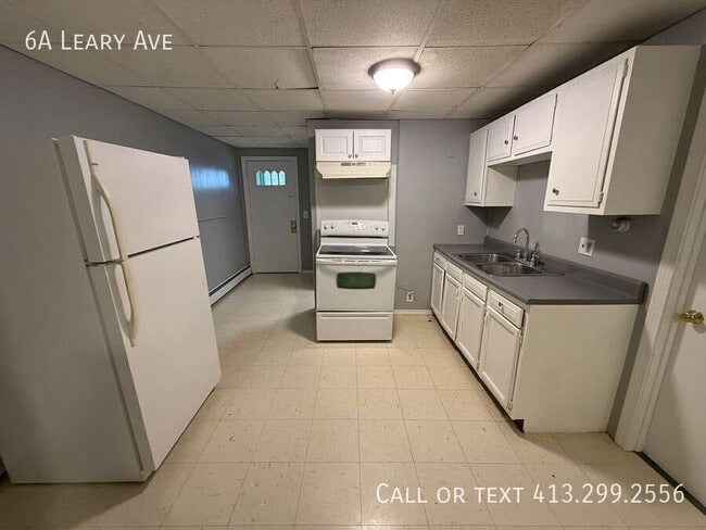 Building Photo - 6a Leary Ave