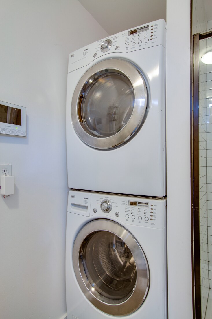 Washer and Dryer in 1st floor bathroom - 723 Joseph Ave