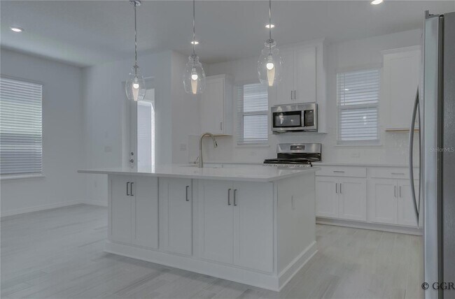 Building Photo - 15141 Summer Harvest St