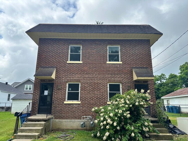 Building Photo - 426-428 Smith