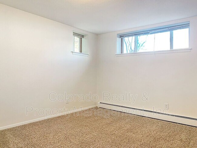 Building Photo - 1124 Lafarge Avenue