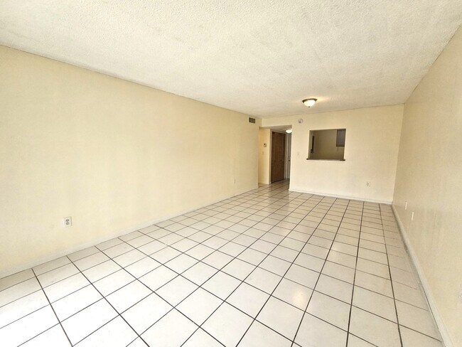 Building Photo - 3600 NW 21st St