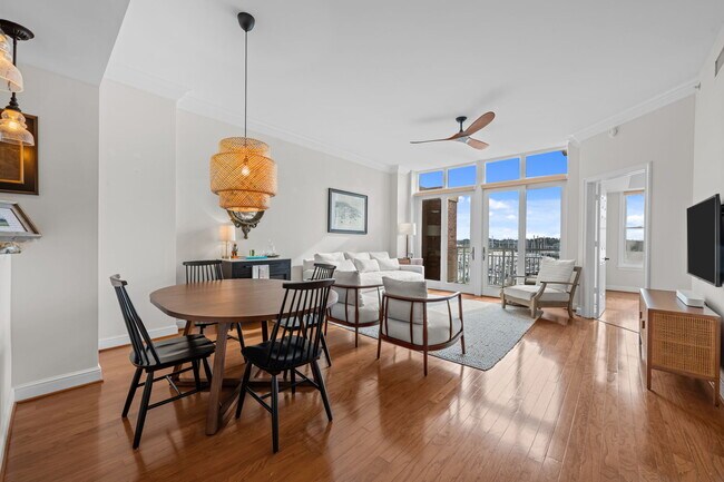 Building Photo - 419 Sky Sail Blvd