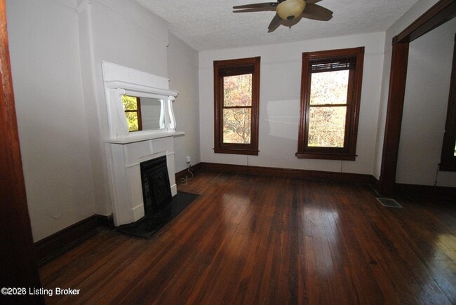 Building Photo - 1328 Highland Ave