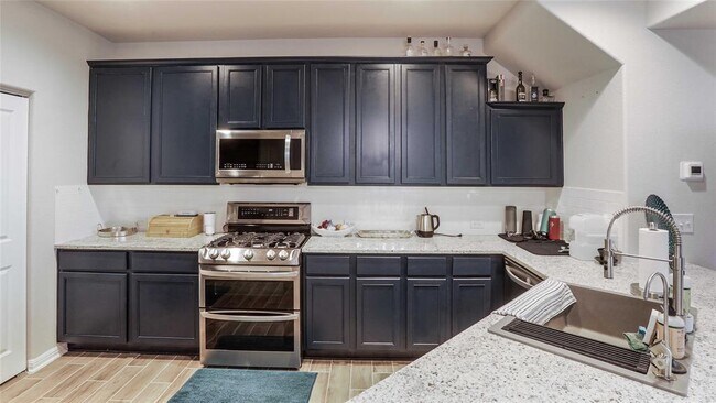 Building Photo - 466 Ferrule Dr
