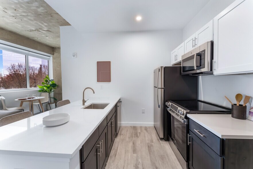 Primary Photo - The Mercer