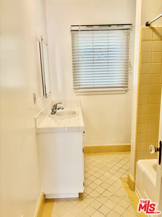 Building Photo - 1269 N Crescent Heights Blvd