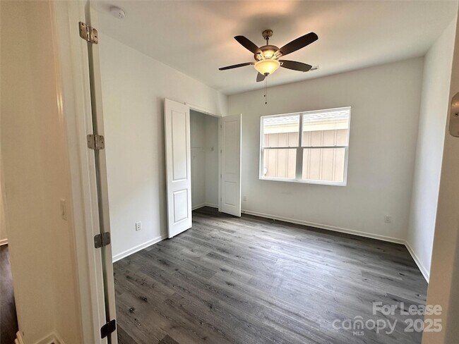 Building Photo - 4619 Kobus Ct.