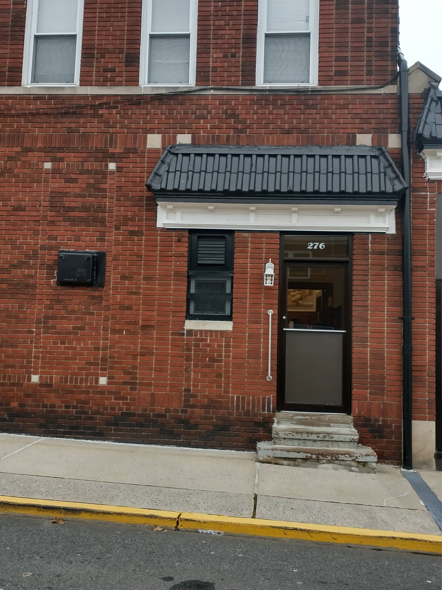 Building Photo - 276 Oriental Pl