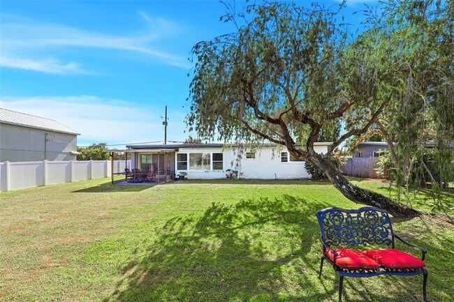 Building Photo - 2705 Gulfstream Rd