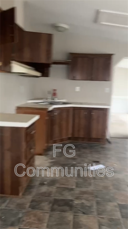 Building Photo - 1535 Race Path Church Rd