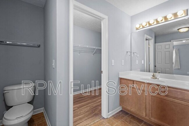 Building Photo - 3410 Risen Star Dr