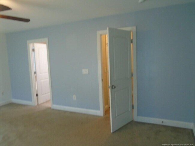 Building Photo - 115 Ammunition Cir