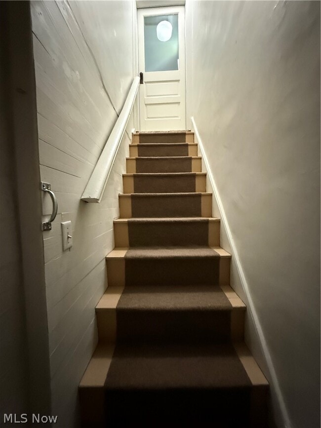 Building Photo - 809 Shinnick St